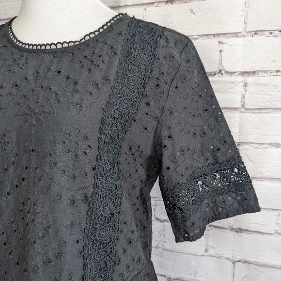 Sunday Mi Amore Eyelet Lace Boho Cotton crochet Dress - Picture 3 of 11